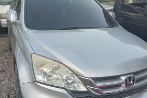 Honda CR-V 2.4 Matic tahun 2010 mesin prima