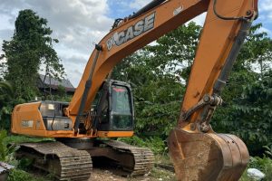 Alat Berat Excavator CASE CX 210 B